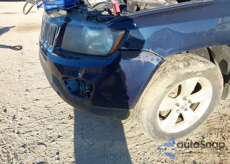 2014 Jeep Compass Sport z USA, uszkodzony, nr VIN 1C4NJDBB4ED546437